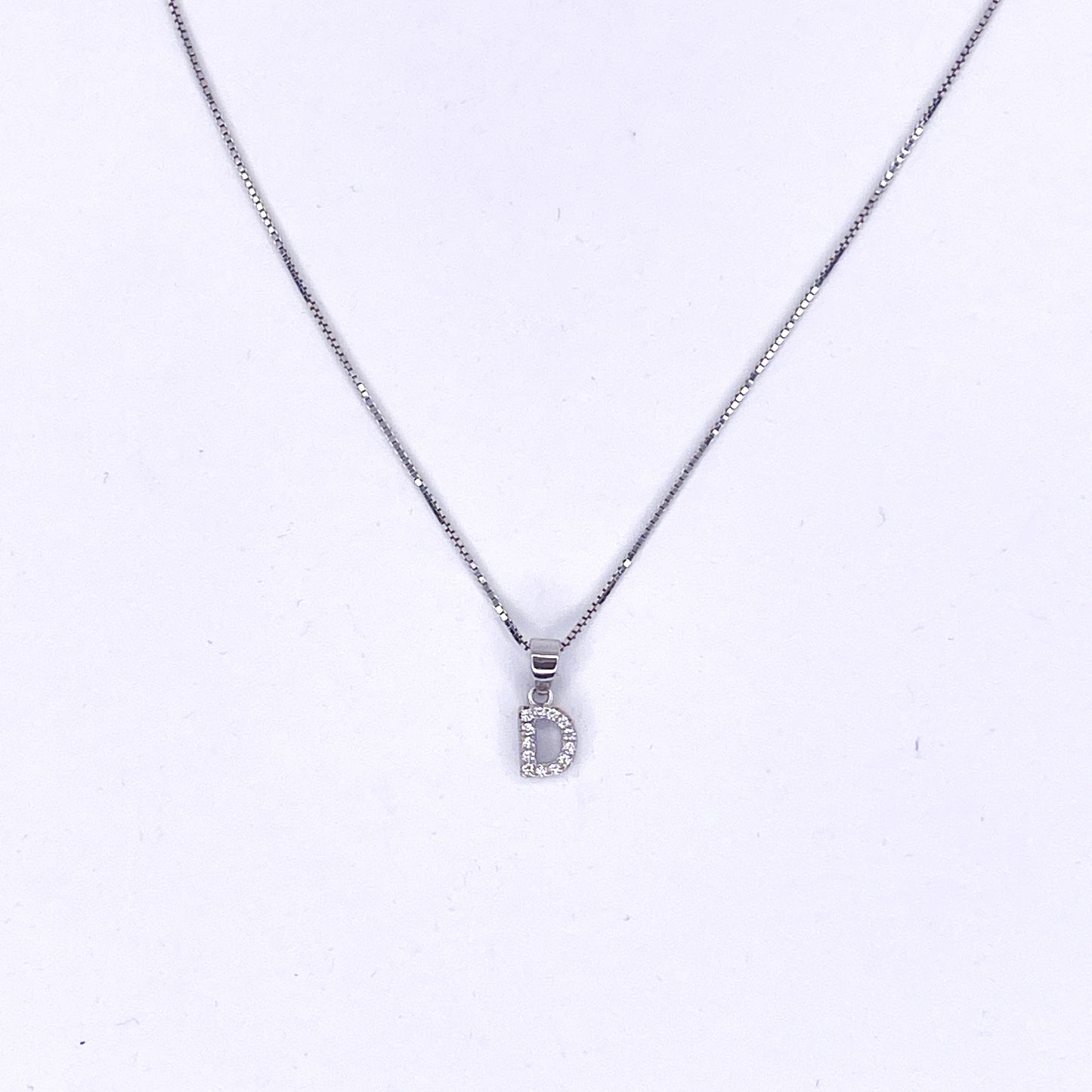 Collana con Lettera